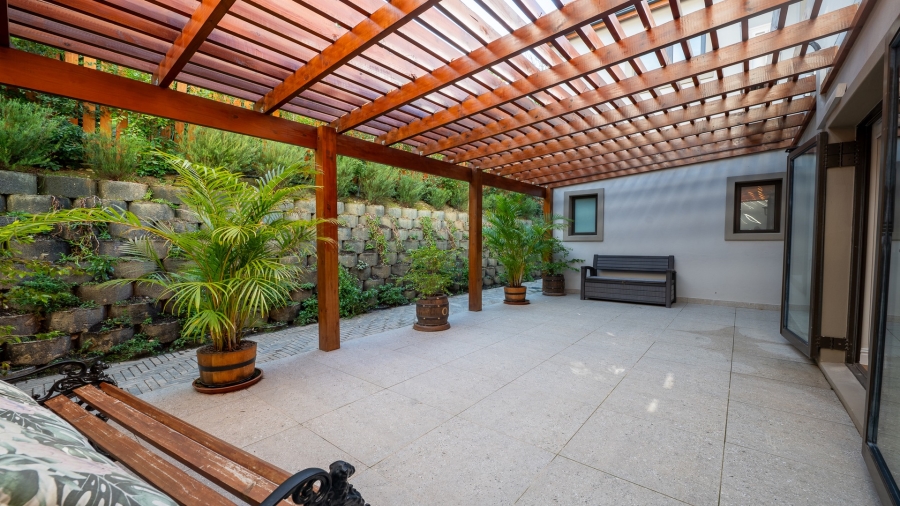 4 Bedroom Property for Sale in Green Pastures Western Cape